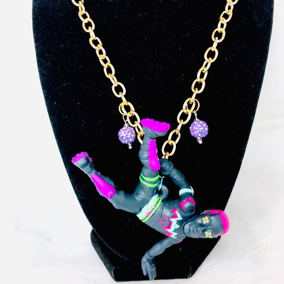 COPY - Necklace - Picture 1 of 3